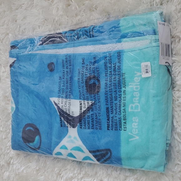 Vera Bradley Beach Towel Go Fish Blue - Picture 4 of 4